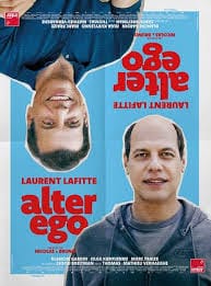 Laurent Lafitte dans Alter Ego illustrant les biais cognitifs et les distorsions de perception